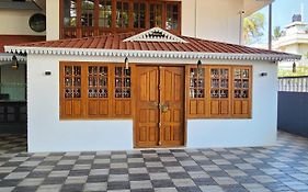 Bharatham Heritage Inn